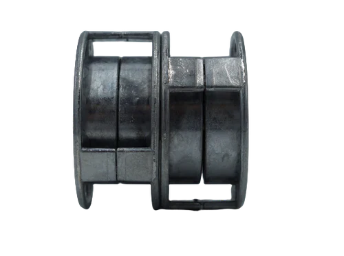MONTI Adapter-System Screw for Connecting Two Brushes, 23 mm